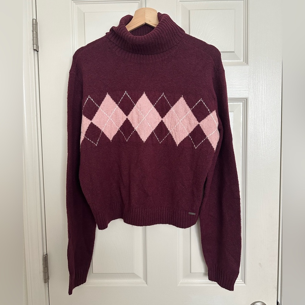 Maroon and Pink Argyle Hollister Turtleneck Sweater